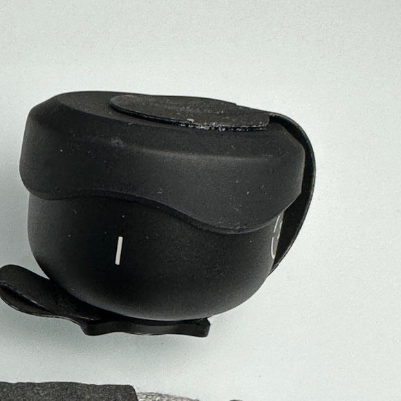 Moment Wide 18mm Mobile Lens | M-Series includes Lens cover and Bag for free - Picture 12 of 15